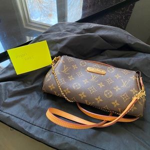 LV Eva Clutch/Crossbody